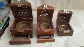 WOODEN INCENSE HOLDER ( INH-009 )